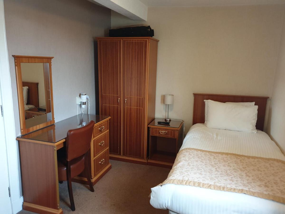 Commercial Hotel Алнесс Экстерьер фото